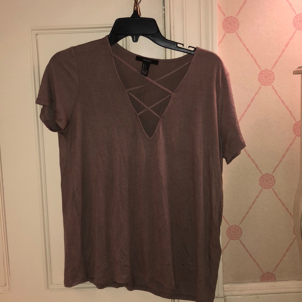 NWOT FOREVER 21 Trendy Top